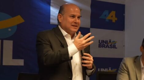 roberto-claudio-se-filia-ao-uniao-brasil-em-evento-com-aliados-em-brasilia