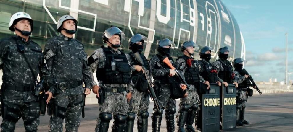 pm-detem-35-torcedores-por-tumulto-dentro-da-arena-castelao-durante-o-classico-rei