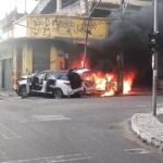 colisao-entre-carros-no-centro-de-fortaleza-deixa-tres-feridos-e-veiculo-carbonizado-na-manha-deste-sabado-(8)