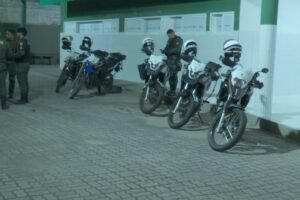 tiroteio-deixa-tres-pessoas-feridas-em-caucaia;-idosa-e-atingida-na-cabeca