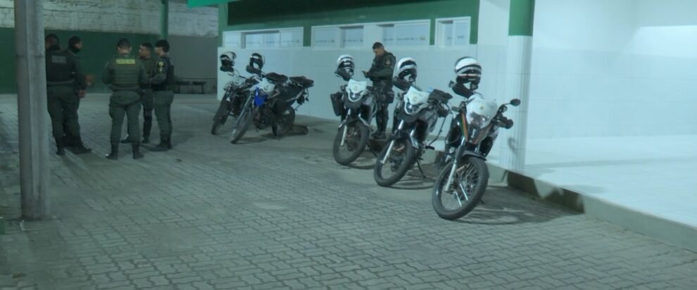 tiroteio-deixa-tres-pessoas-feridas-em-caucaia;-idosa-e-atingida-na-cabeca