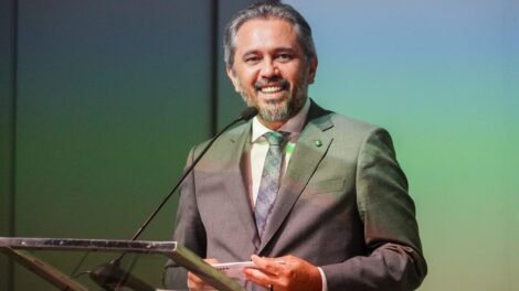 elmano-representa-governadores-do-nordeste-na-cop30-em-belem