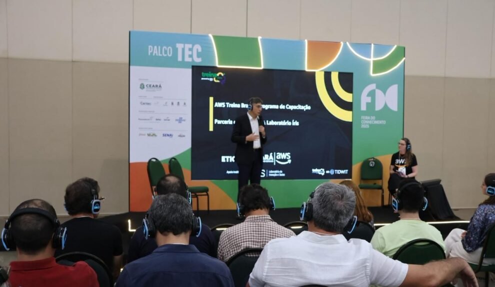 amazon-e-etice-ofertam-30-mil-vagas-gratuitas-de-capacitacao-em-ia-e-nuvem-no-ceara