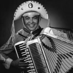 entrega-do-trofeu-centenario-marca-os-23-anos-do-programa-gonzagao-da-cidade,-em-fortaleza