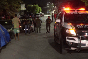 tres-pessoas-sao-baleadas-apos-acidente-de-transito-em-fortaleza