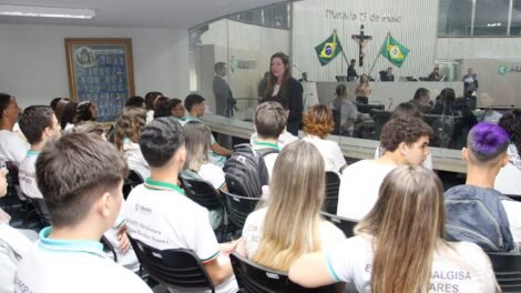 projeto-aprovado-na-assembleia-preve-criacao-de-bolsa-a-ex-alunos-da-rede-estadual-no-ceara