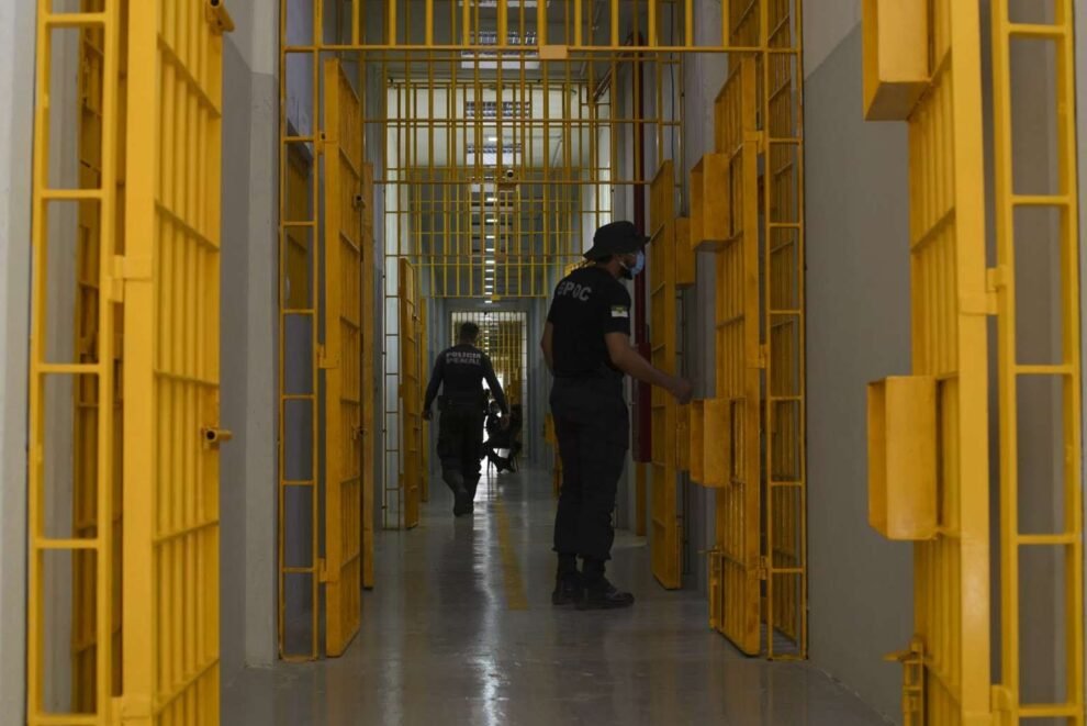 justica-autoriza-que-conversas-entre-presos-e-advogados-sejam-gravadas-no-ceara