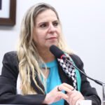 luizianne-preside-seminario-da-comissao-sobre-inteligencia-artificial-da-camara-federal,-em-fortaleza