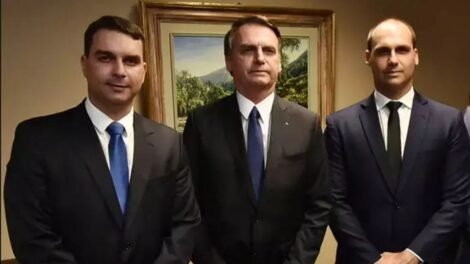 moraes-diz-que-vigilia-pretendia-reviver-acampamentos-do-8-de-janeiro-e-enquadra-flavio-e-eduardo