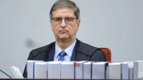 pgr-deu-parecer-a-1h25-‘nao-se-opondo’-a-prisao-de-bolsonaro-por-‘gravidade-de-novos-fatos’