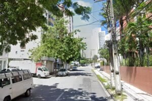 homem-e-preso-apos-roubar-pingente-de-ouro-e-ser-contido-por-moradores-em-fortaleza