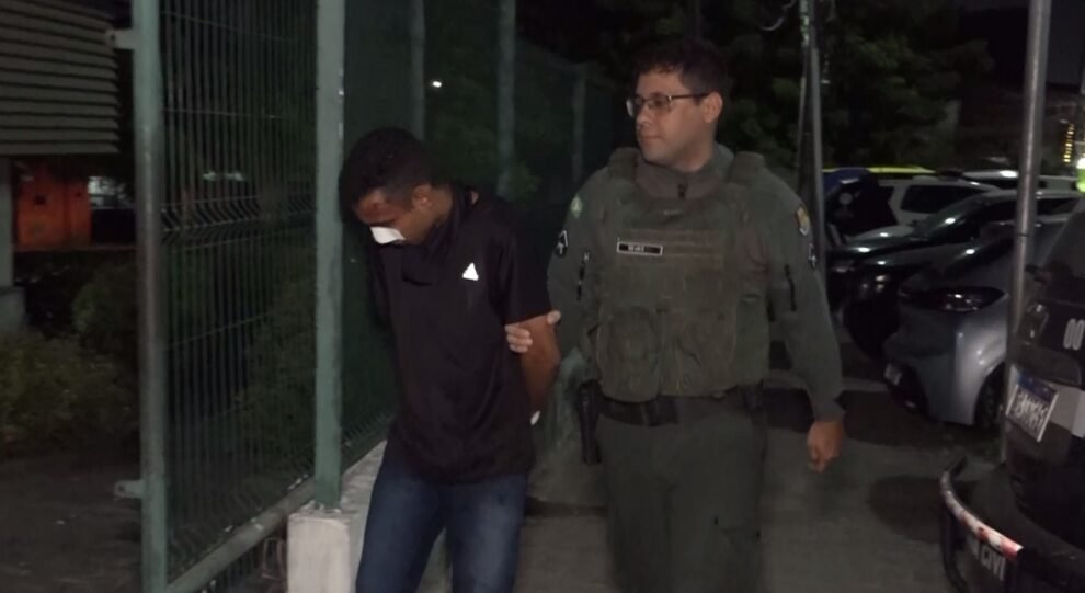 homem-tenta-assaltar-motorista-por-aplicativo-e-acaba-sendo-agredido-por-moradores-em-fortaleza