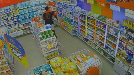 ladrao-furta-47-cartelas-de-remedio-para-tratar-ressaca-em-farmacia-de-fortaleza