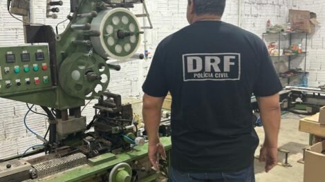 policia-civil-descobre-fabrica-clandestina-de-cigarros-no-ceara-e-prende-10-homens-paraguaios