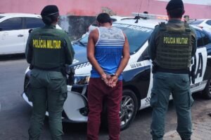 homem-e-preso-por-importunar-tres-adolescentes-dentro-de-onibus-em-caucaia