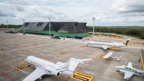 ceara-garante-r$-240-milhoes-para-melhorias-nos-aeroportos-de-jericoacoara-e-aracati