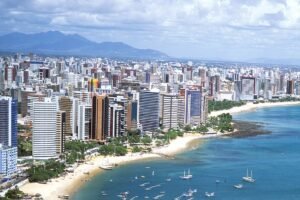 fortaleza-bate-recorde:-2025-ja-supera-todo-2024-com-r$-7-bilhoes-em-vendas