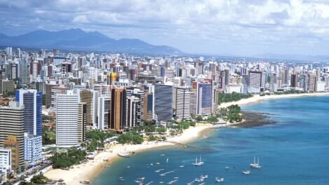 fortaleza-bate-recorde:-2025-ja-supera-todo-2024-com-r$-7-bilhoes-em-vendas