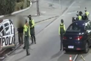 policia-prende-homem-por-embriaguez-ao-volante-na-avenida-beira-mar,-em-fortaleza