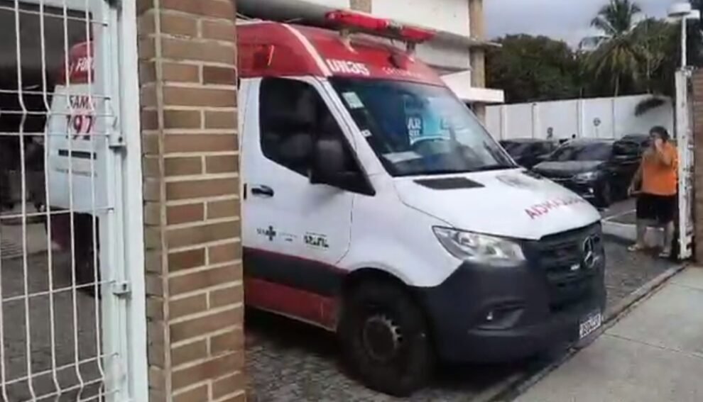 aluno-de-16-anos-e-esfaqueado-dentro-de-escola-particular-em-fortaleza