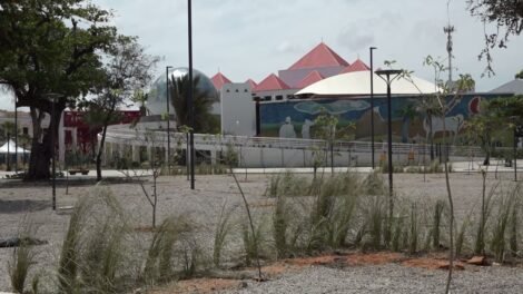 requalificacao-da-praca-do-dragao-do-mar,-em-fortaleza,-deve-ser-concluida-ate-janeiro-de-2026