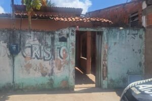 casal-e-encontrado-morto-com-marcas-de-tiros-dentro-de-residencia-em-caucaia