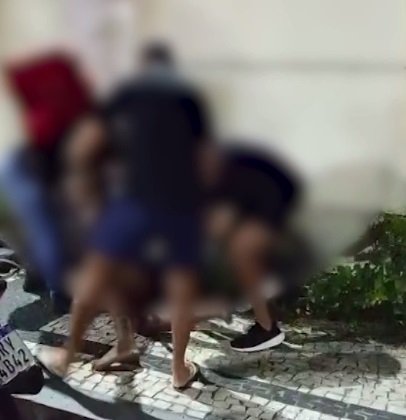 homem-e-agredido-por-moradores-apos-tentativa-de-assalto-em-area-nobre-de-fortaleza