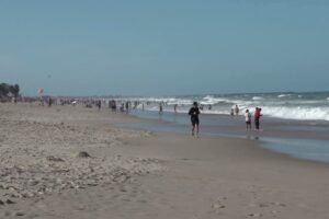 turista-do-piaui-morre-afogado-ao-tomar-banho-na-praia-do-futuro,-em-fortaleza