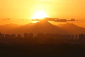 novembro-de-2025-registra-o-maior-numero-de-focos-de-calor-no-ceara-desde-2005