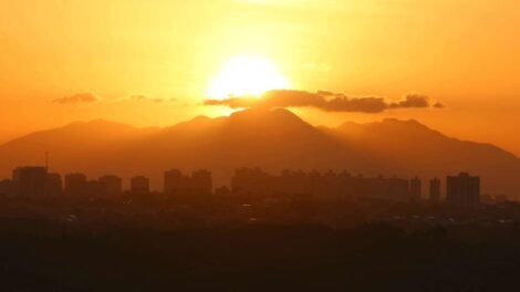novembro-de-2025-registra-o-maior-numero-de-focos-de-calor-no-ceara-desde-2005