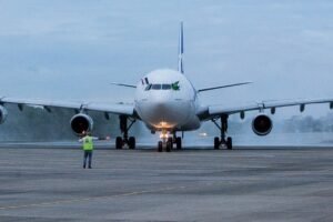 voos-em-fortaleza-tem-atrasos-e-cancelamentos-apos-forte-ventania-em-sao-paulo