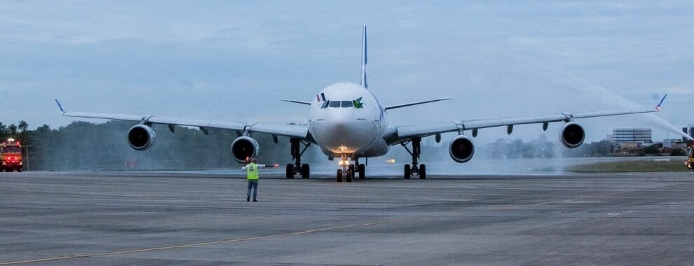 voos-em-fortaleza-tem-atrasos-e-cancelamentos-apos-forte-ventania-em-sao-paulo