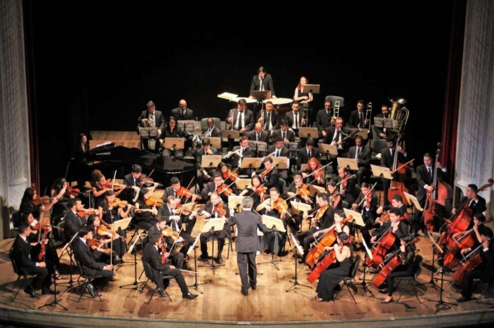 uece-reativa-camara-de-arte-e-cultura-com-apresentacao-da-orquestra-sinfonica