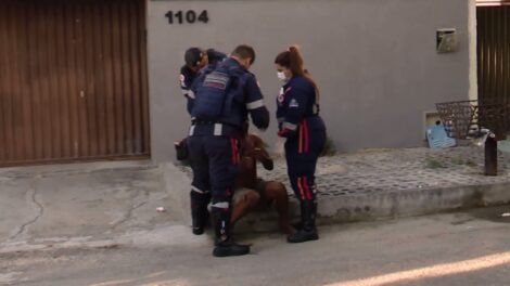 homem-e-agredido-pelo-primo-com-peca-de-ceramica,-em-fortaleza,-e-promete-vinganca