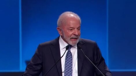 lula-alfineta-tarcisio-na-presenca-do-governador-de-sp-e-celebra-retirada-de-sancoes-a-moraes