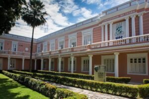 funcionario-morre-apos-choque-eletrico-em-laboratorio-da-ufc