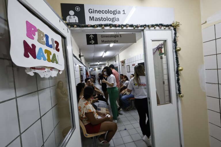 ceara-deve-superar-marca-de-160-mil-cirurgias-no-ano,-diz-elmano-durante-mutirao-em-fortaleza