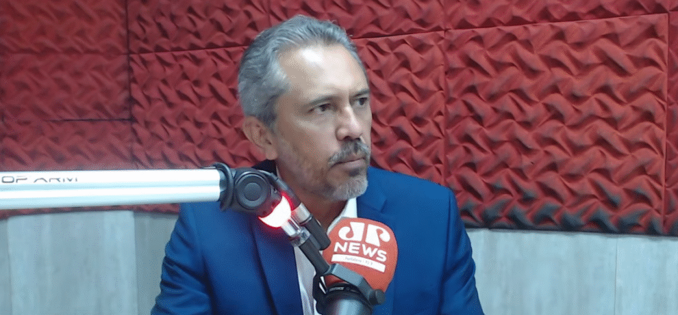 elmano-diz-que-empresa-da-obra-do-anel-viario-nao-cumpriu-cronograma-e-que-repasses-estao-em-dia