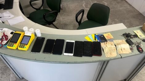 agiotas-sao-presos-pressionando-vitima-por-pagamento-proximo-a-agencia-bancaria-em-fortaleza