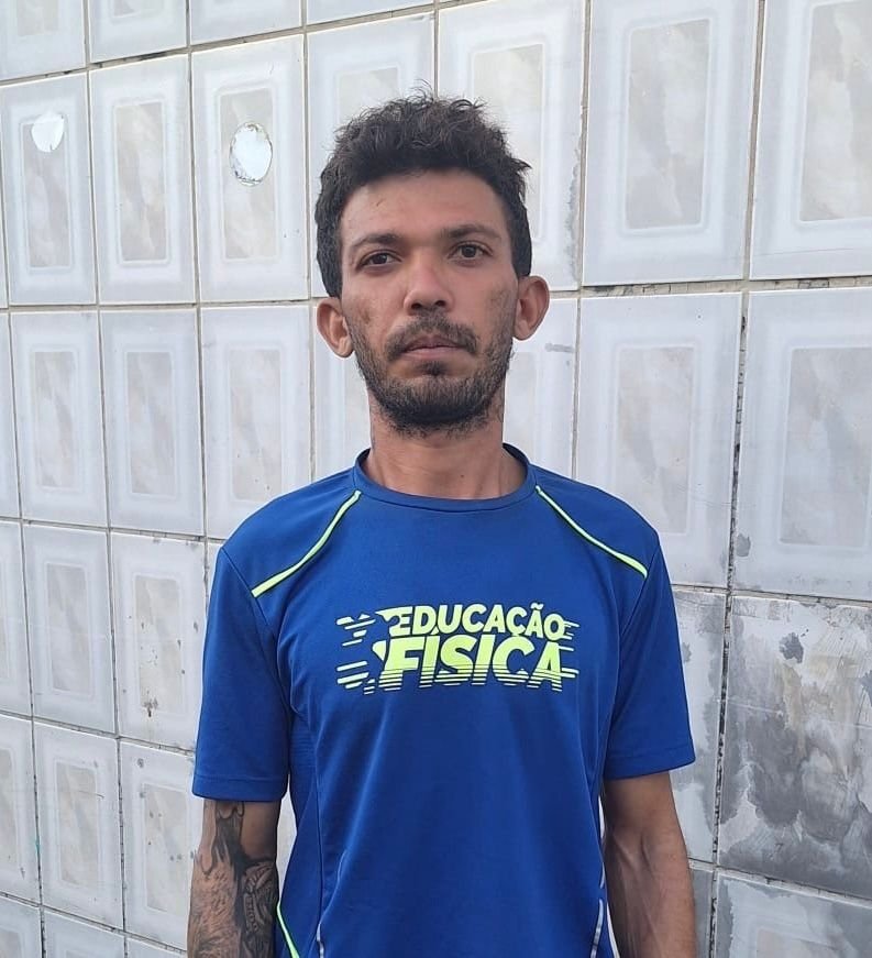 policia-civil-divulga-foto-de-homem-foragido-por-matar-vizinha-em-juazeiro-do-norte,-no-ceara