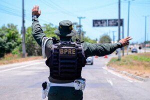 policia-militar-inicia-operacao-natal-2025-nas-estradas-estaduais-do-ceara-nesta-terca-feira-(23)