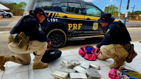 casal-que-transportava-drogas-para-obter-perdao-de-divida-e-preso-na-br-222,-no-ceara