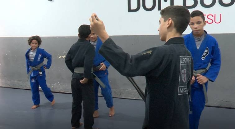 projeto-social-prepara-60-criancas-e-adolescentes-de-fortaleza-para-campeonatos