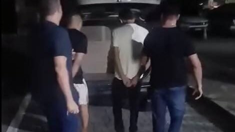 policia-captura-dupla-que-agrediu-homem-na-beira-mar-apos-vitima-pedir-respeito-a-faixa-de-pedestres;-um-e-menor