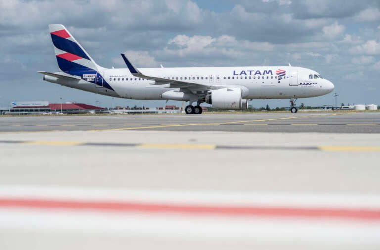 voo-da-latam-para-milao-faz-pouso-de-emergencia-em-fortaleza-apos-comissario-passar-mal