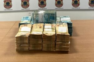 pf-investiga-desvio-de-recursos-do-fnde-em-iguatu,-no-ceara;-r$-400-mil-em-especie-sao-apreendidos
