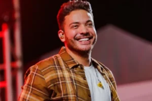 apos-cancelamentos,-wesley-safadao-confirma-presenca-no-reveillon-de-fortaleza