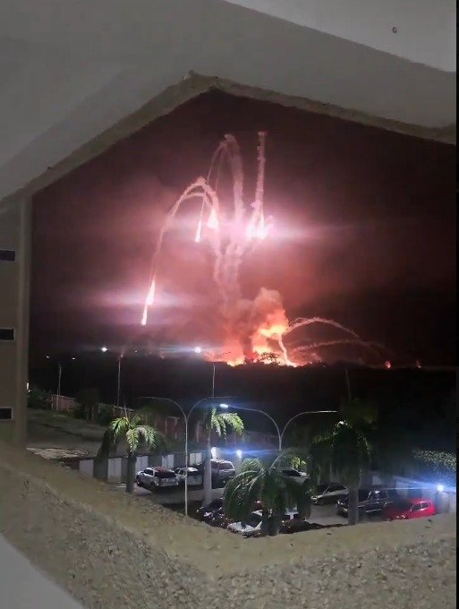 urgente:-explosoes-atingem-caracas-e-outras-regioes-da-venezuela;-governo-acusa-ataque-dos-eua
