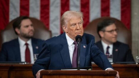trump-diz-que-eua-vao-administrar-a-venezuela-ate-transicao-“pacifica”