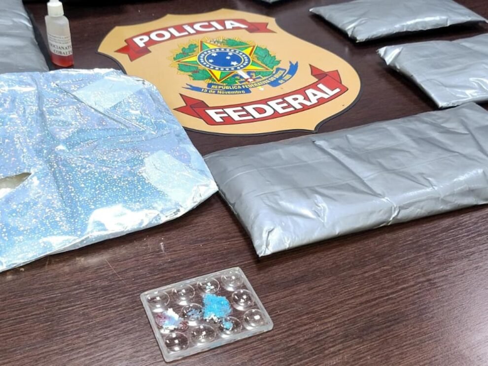 homem-e-preso-no-aeroporto-de-fortaleza-ao-tentar-embarcar-para-paris-com-5,2-kg-de-cocaina